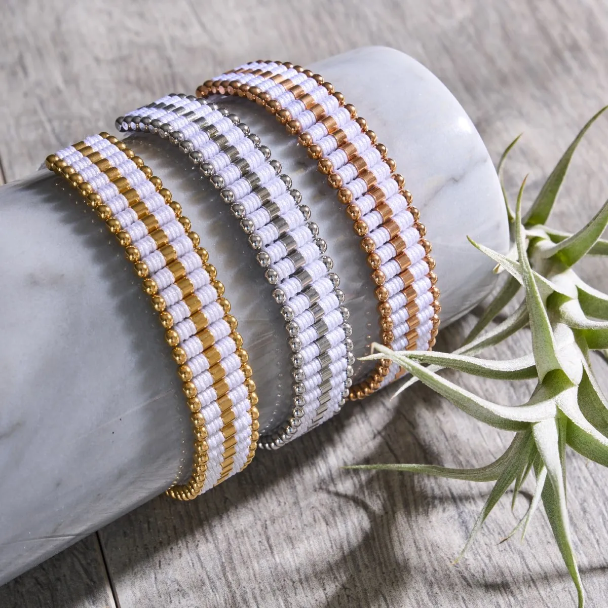 Amici | 18k Gold | White | Macrame Bracelet