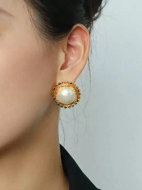 Chanel-Inspired Sunflower Cotton Pearl Stud Earrings