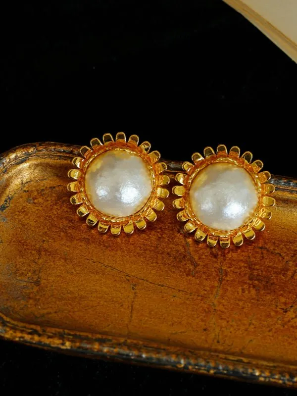 Chanel-Inspired Sunflower Cotton Pearl Stud Earrings