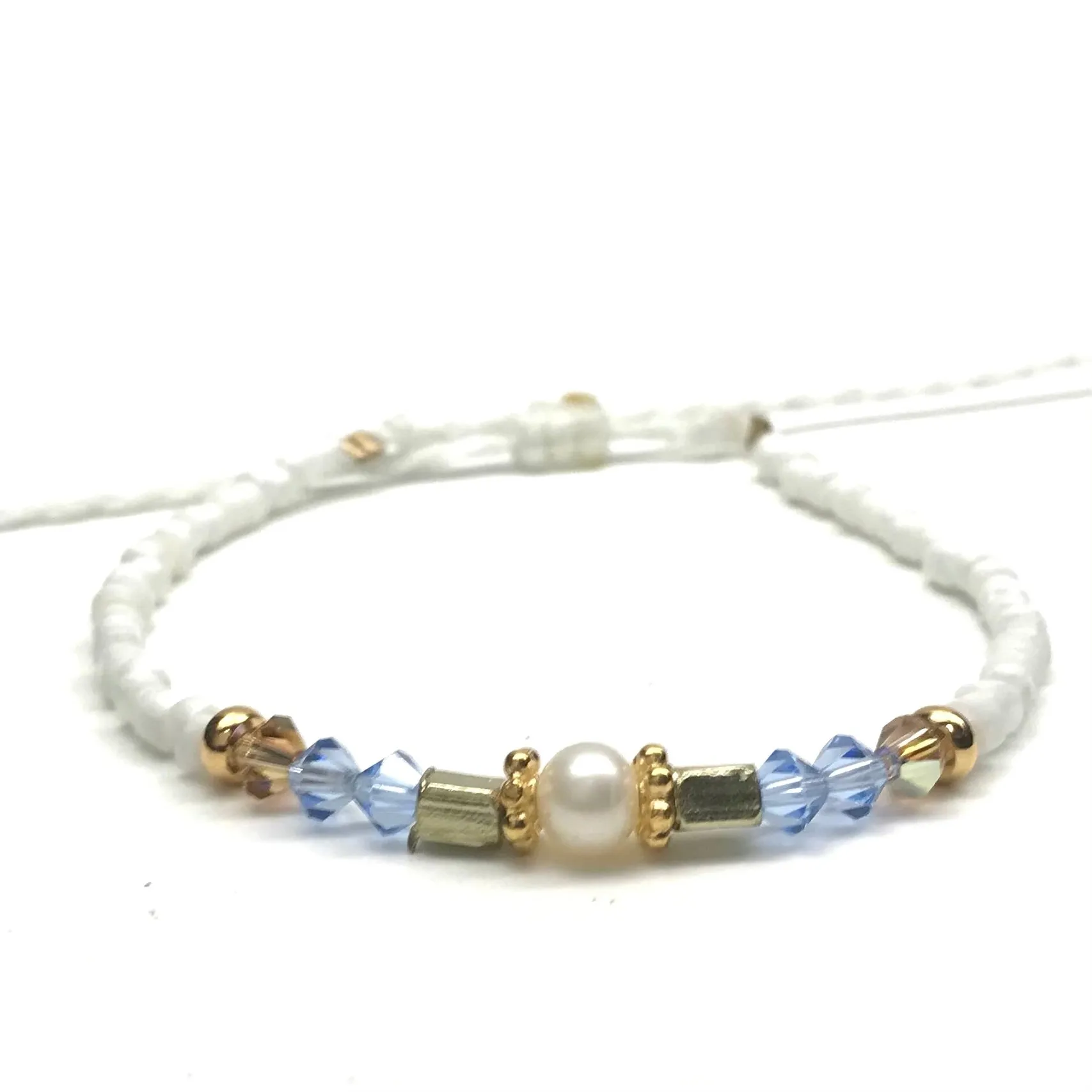 PEARL CRYSTAL HEISHI ADJUSTABLE BRACELET