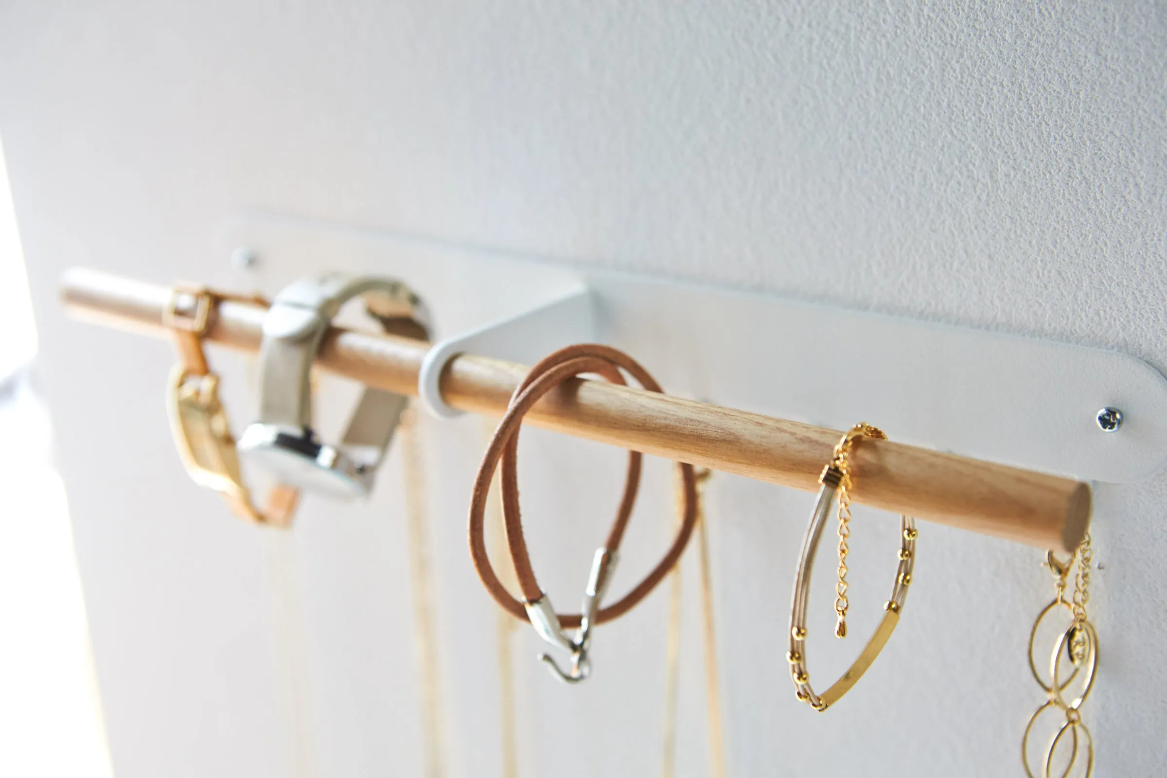 Wall-Mounted Jewelry Rack - Steel   Wood